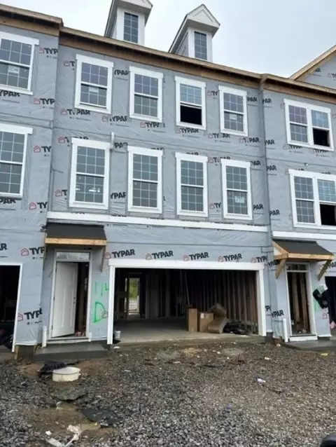 113 Affinity Dr, Butler, PA 16037