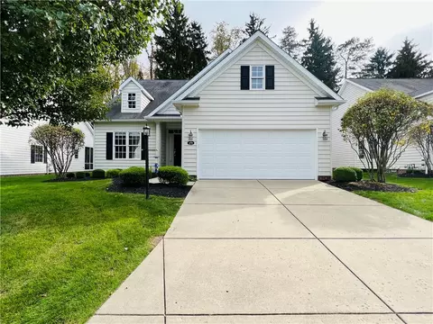 279 Crimson Cir, New Castle, PA 16105