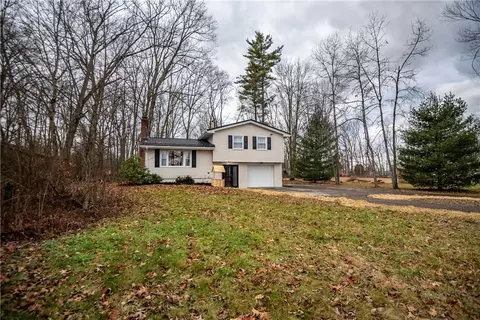 2831 Winner Rd, Sharpsville, PA 16150