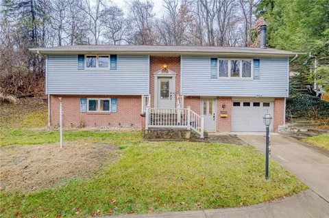 2856 Homestead Duquesne Rd, West Mifflin, PA 15122