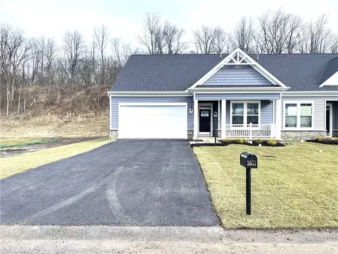 3031 Audrey Dr, Greensburg, PA 15601