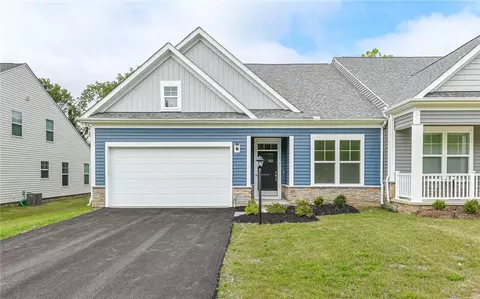 3050 Audrey Dr, Greensburg, PA 15601