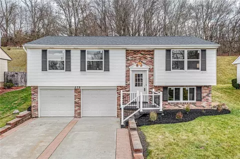 579 Butterfield Dr, North Huntingdon, PA 15642