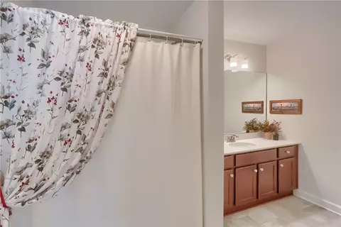 6061 Heatherfield Ct, Harmony, PA 16037 photo 24