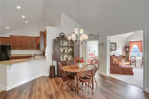 6061 Heatherfield Ct, Harmony, PA 16037 photo 29