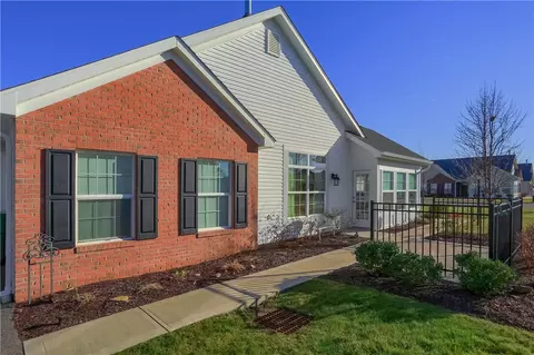 6061 Heatherfield Ct, Harmony, PA 16037 photo 5