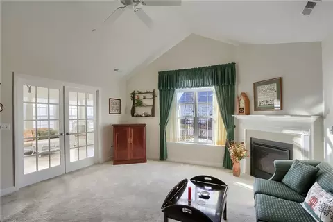 6061 Heatherfield Ct, Harmony, PA 16037 photo 11