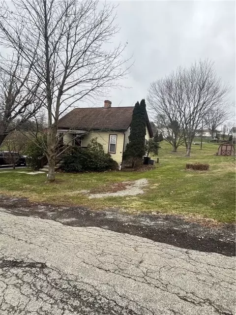 265 Oak St, Rillton, PA 15678