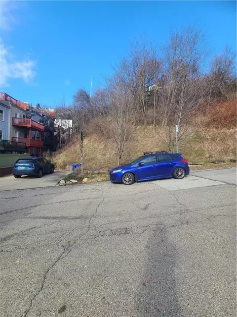0 Mound Way, Pittsburgh, PA 15212