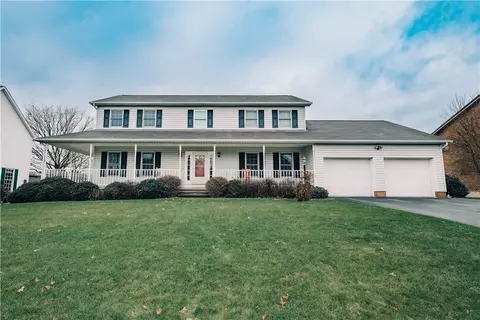 105 Quincy Cir, Indiana, PA 15701