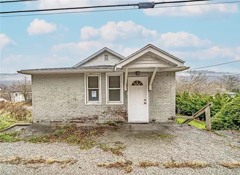 980 Crucible Rd, Rices Landing, PA 15357