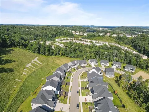 345 Crest Ln, Mars, PA 16046 photo 42