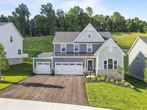 345 Crest Ln, Mars, PA 16046