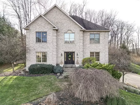 806 Cavan Dr, Cranberry Township, PA 16066