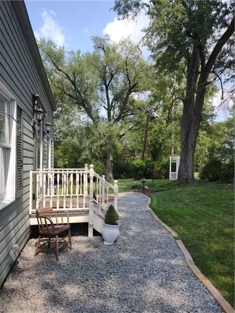 96 Old Clairton Rd, Clairton, PA 15025 photo 19