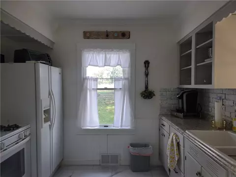 96 Old Clairton Rd, Clairton, PA 15025 photo 3