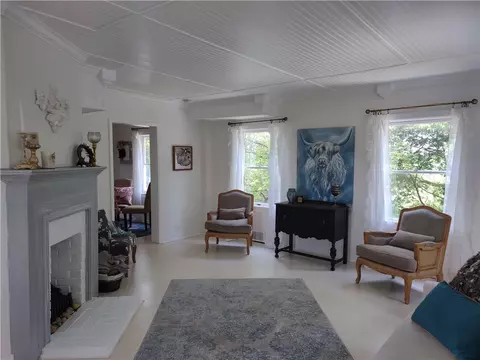 96 Old Clairton Rd, Clairton, PA 15025 photo 10