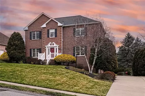 115 Field Club Dr, Mckees Rocks, PA 15136