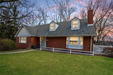 3319 Scathelocke, Pittsburgh, PA 15235