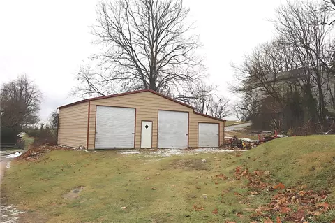 937 Old National Pike, Brownsville, PA 15417