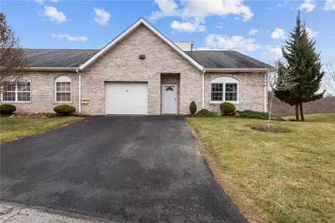 37 Elena Ave, Lower Burrell, PA 15068