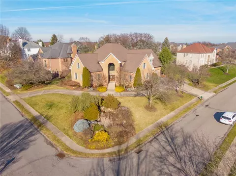 4010 Muirfield Dr, Presto, PA 15142