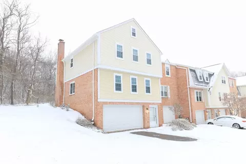 407 Olde Ingomar Ct, Pittsburgh, PA 15237