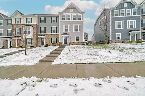 4200 Spruce Rd, Gibsonia, PA 15044