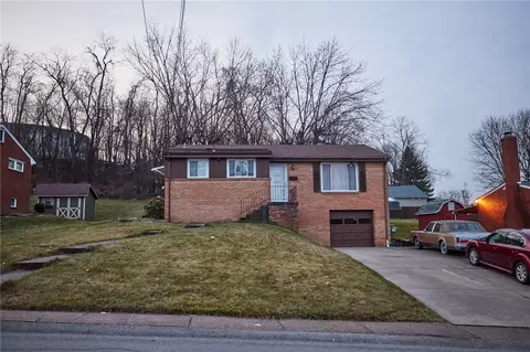 5141 Mcintosh Dr, Aliquippa, PA 15001