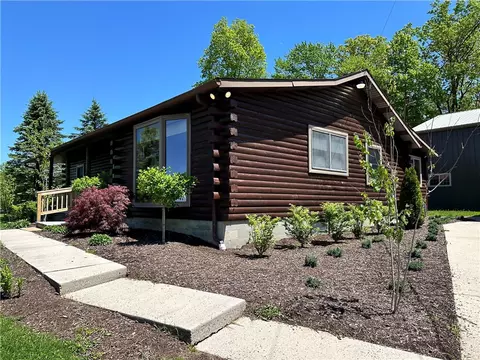 76 Marker Rd, Farmington, PA 15437