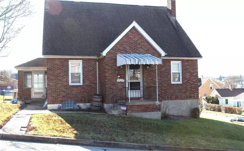 114 Locust St, Jeannette, PA 15644