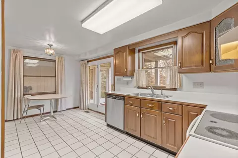 103 Brandywine Dr, Irwin, PA 15642 photo 11