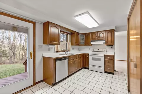 103 Brandywine Dr, Irwin, PA 15642 photo 14