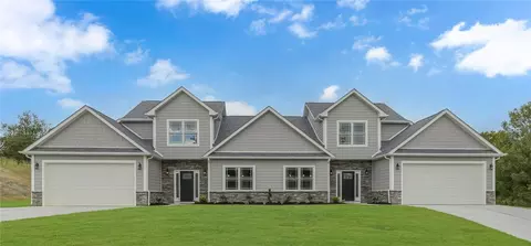 101 Baker Ln, Beaver, PA 15009