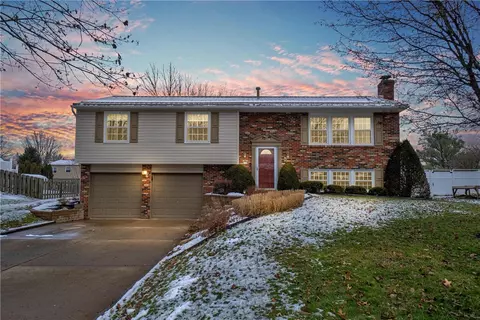 155 Ring Neck Ct, Gibsonia, PA 15044
