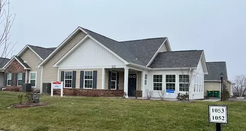 1052 Forest Oaks Dr, Butler, PA 16001