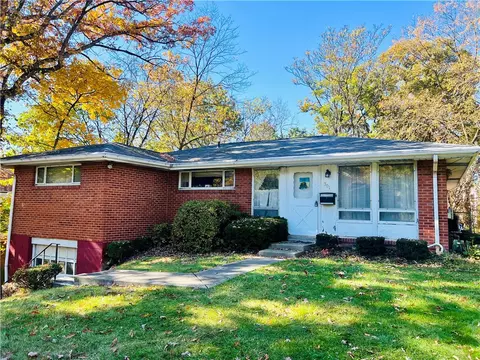 301 Garden City Dr, Monroeville, PA 15146