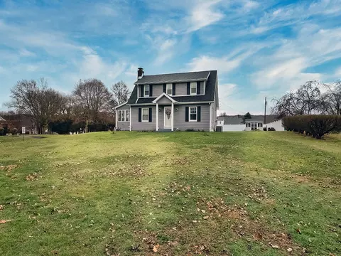 220 Main St, Ford City, PA 16226
