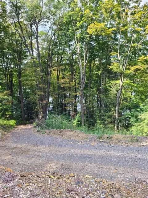 11 Delaware Lane, Central City, PA 15926