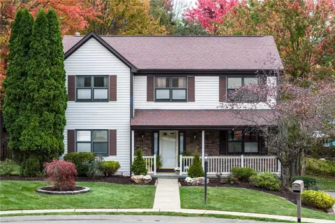 316 Winchester Ct, Cranberry Township, PA 16066