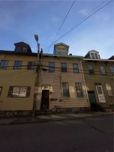 831 Spring Garden Ave, Pittsburgh, PA 15212