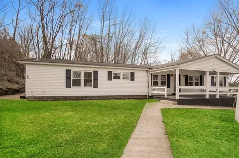 1413 Wimpole St, Aliquippa, PA 15001