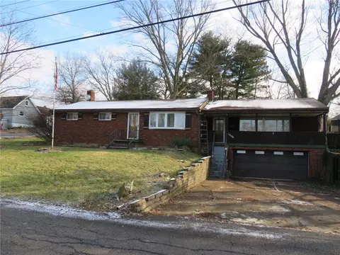 1900 Truman Dr, Aliquippa, PA 15001