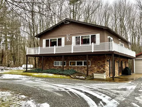 3083 Old Rt 8, Polk, PA 16342