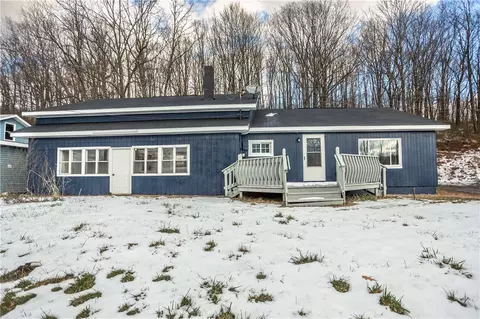 1645 Route 711 Hwy, Seward, PA 15954