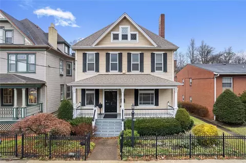 550 Washington Ave, Carnegie, PA 15106