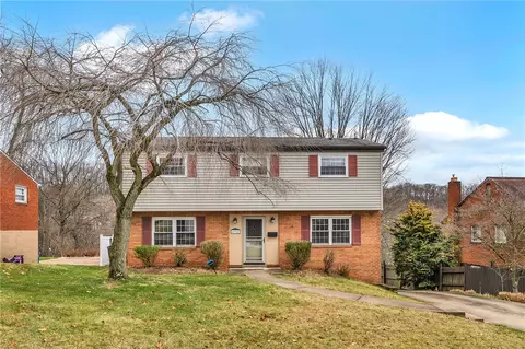 4722 Havana Dr, Pittsburgh, PA 15239