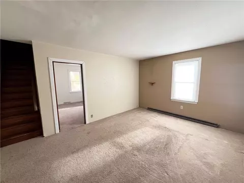 1091 Masters Ln, North Huntingdon, PA 15642 photo 3