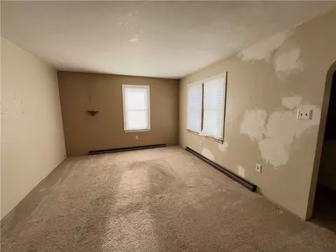 1091 Masters Ln, North Huntingdon, PA 15642 photo 2