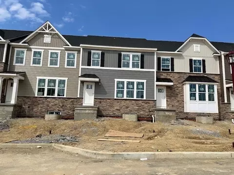 456 Nolan Cir, Cranberry Township, PA 16066